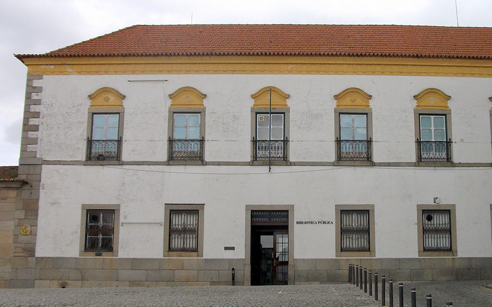 Biblioteca Pública de Évora